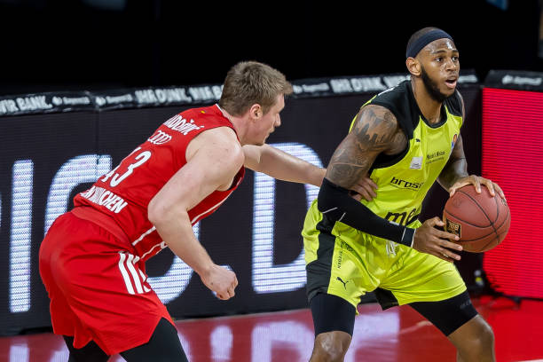 场比赛中所 场比赛中所